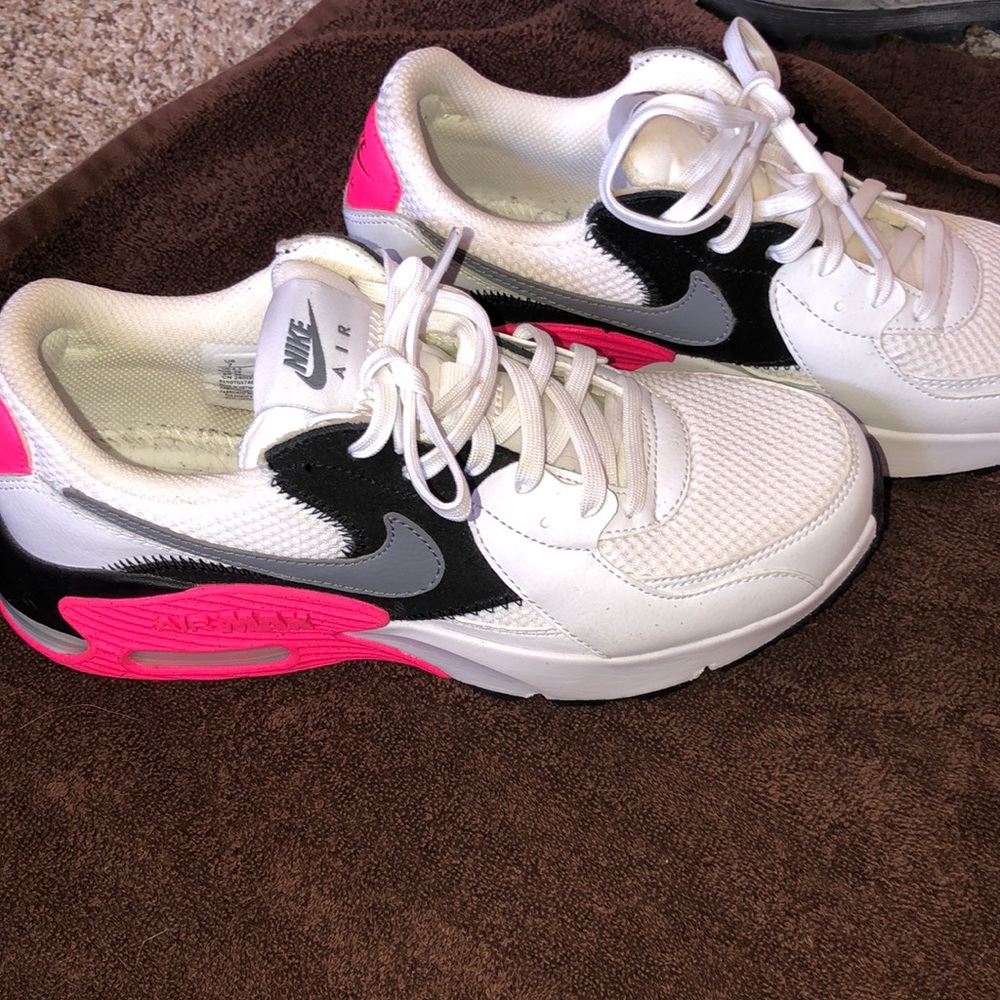 Nike Air Maxs
